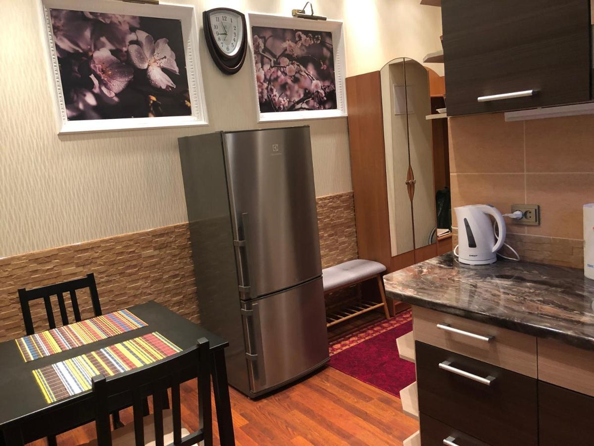 ריגה Colorful Apartment With Unique Style מראה חיצוני תמונה